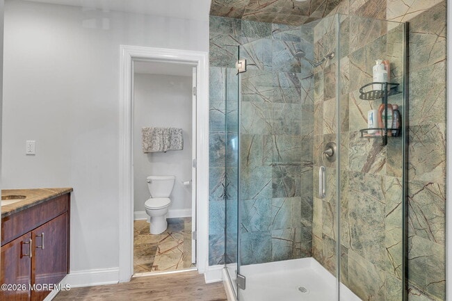 Building Photo - 23 E Mnr Sq