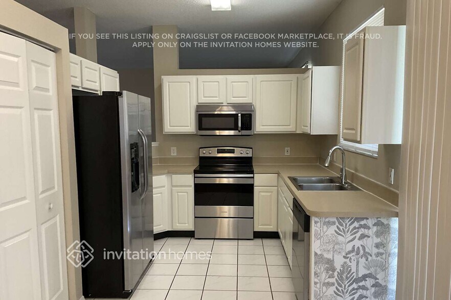 Building Photo - 9106 69th Ave E