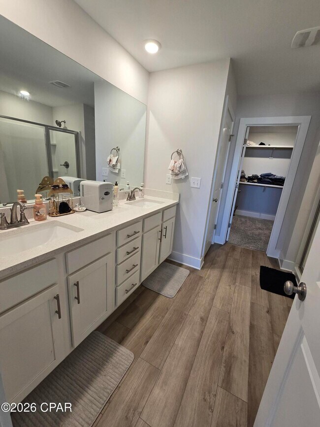 Building Photo - 231 Boggy Crk Wy