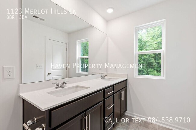 Building Photo - 1123 Merlot Hills Ln