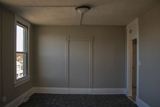 Building Photo - Pistachio Rentals (1618 Martha St)