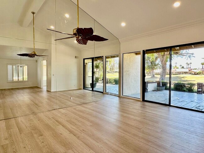 Building Photo - 417 Sierra Madre N