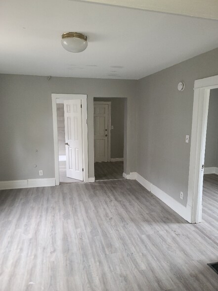 Building Photo - 2020 Connecticut St