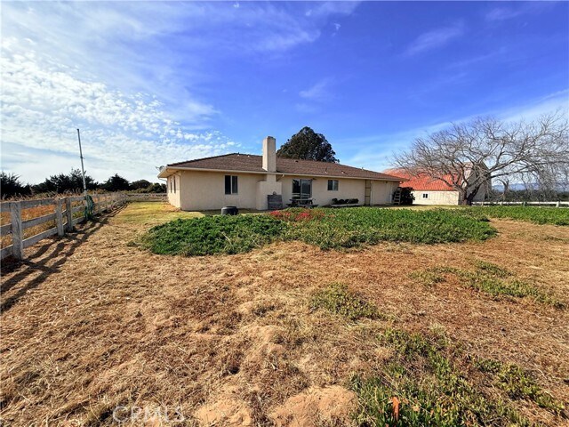 Building Photo - 575 Aloma Way