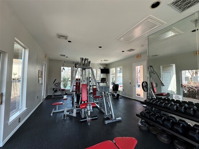 Building Photo - 7131 Harmony Cove