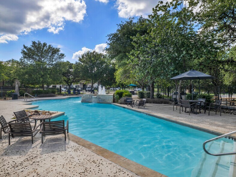 Dakota Ranch Student Apartments 1818 Old Ranch Road 12 San Marcos TX