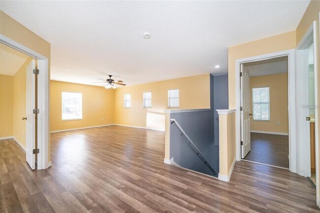 Building Photo - 337 Alfani St