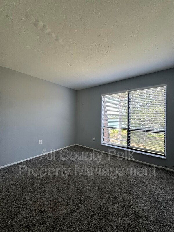 Building Photo - 1836 N Crystal Lake Dr