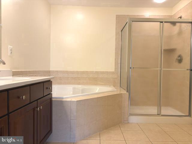 Building Photo - 15127 Lilywood Ln
