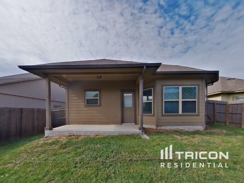Building Photo - 7407 Snapdragon Ct