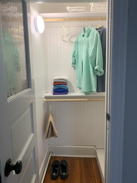 Bedroom 1 - 53 North St
