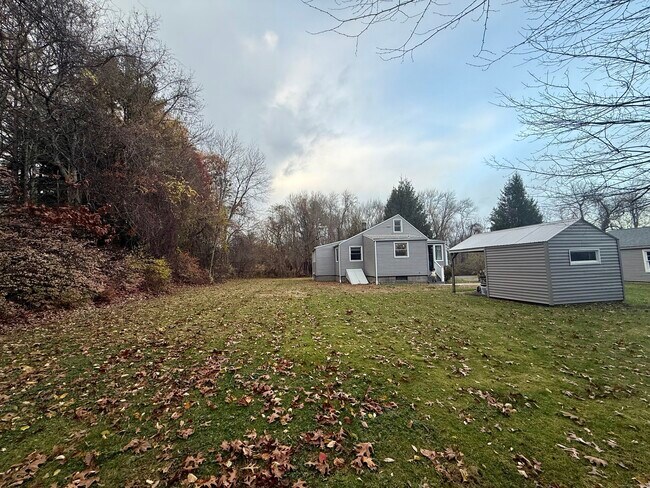 Building Photo - 213 Georgetown Rd