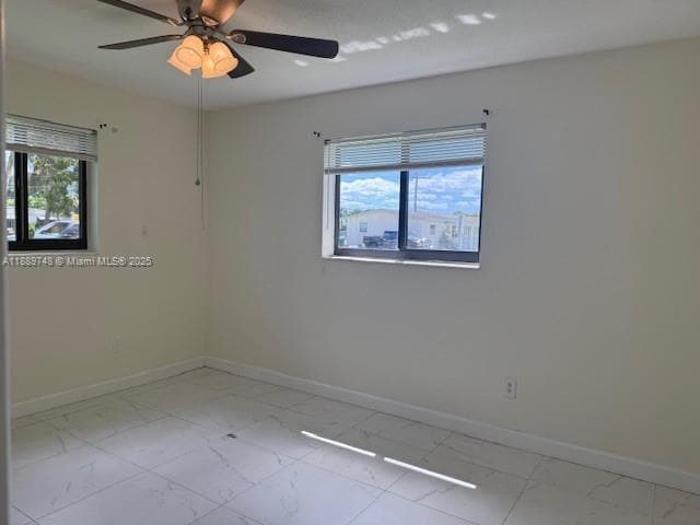 Building Photo - 6111 SW 39th Ct