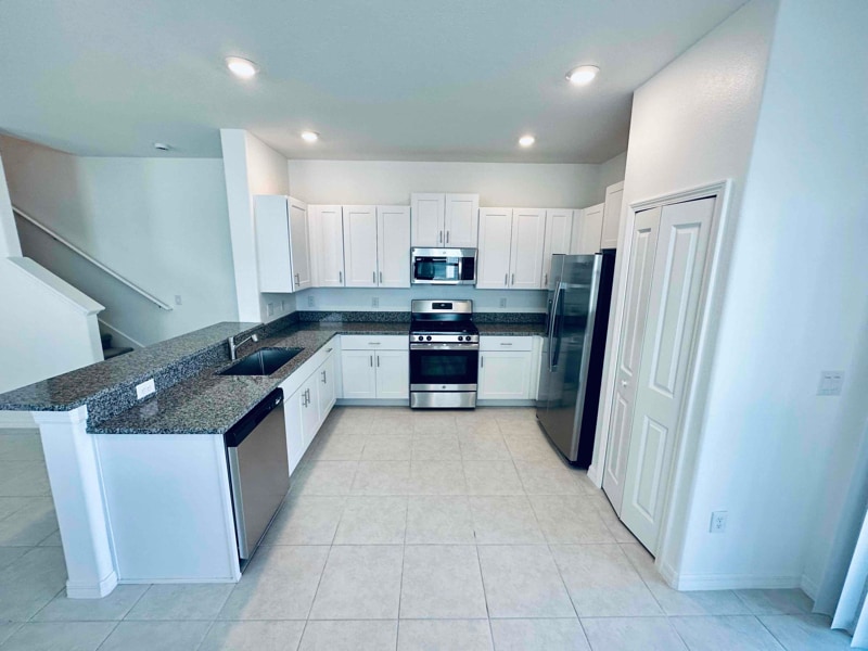 Building Photo - 32201 Powderpuff Mimosa Dr