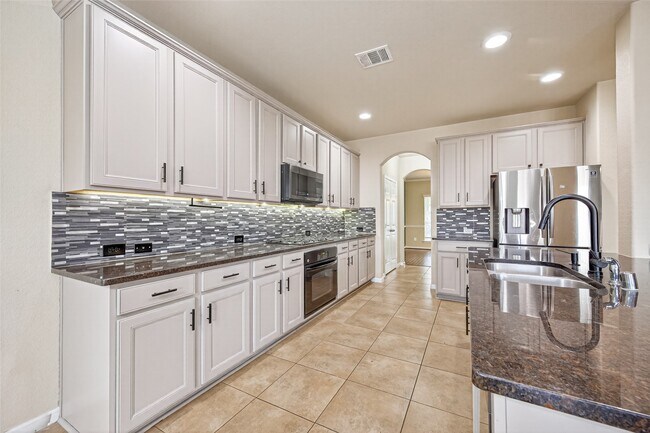 Building Photo - 14718 Julie Meadows Ln