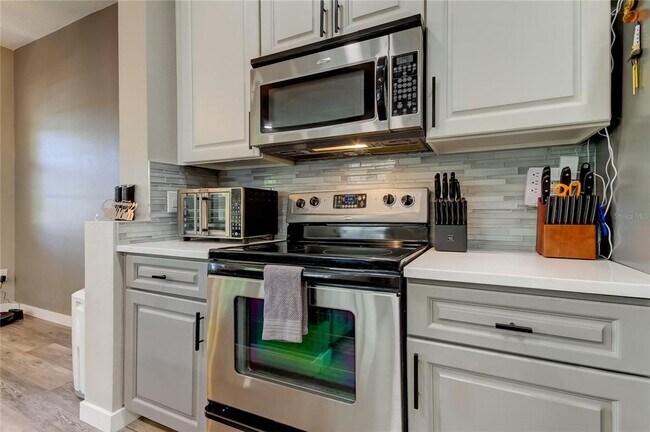 Building Photo - 14141 Citrus Crest Cir