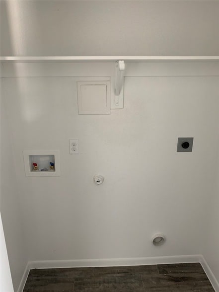 Building Photo - 2409 N Hickory St