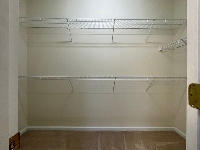 Building Photo - 4257 Falcon Creek Dr