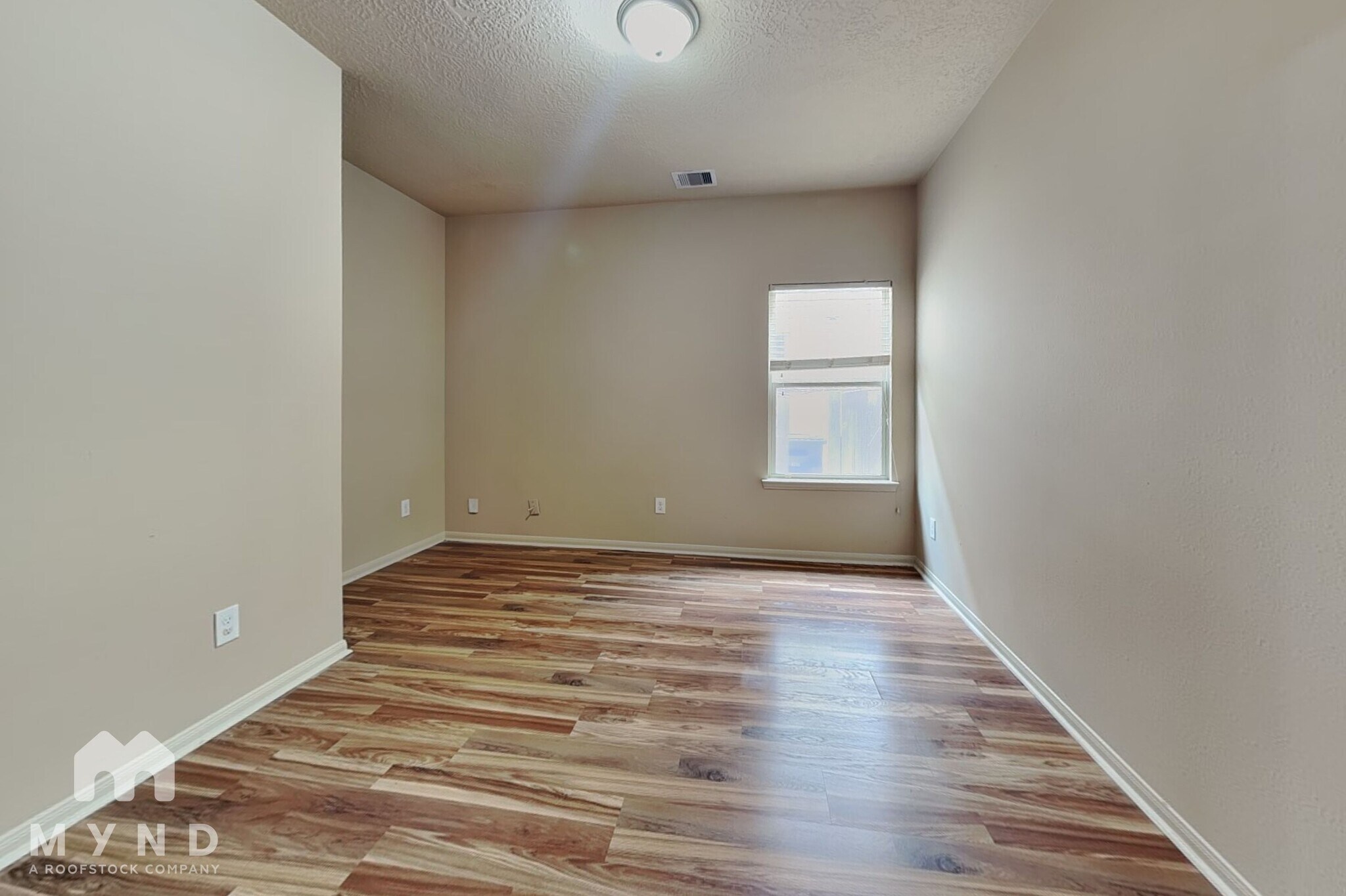 Building Photo - 1411 Cameron Park Ln