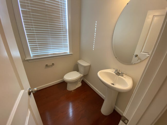 Building Photo - Room in Townhome on Pecan Ridge Way