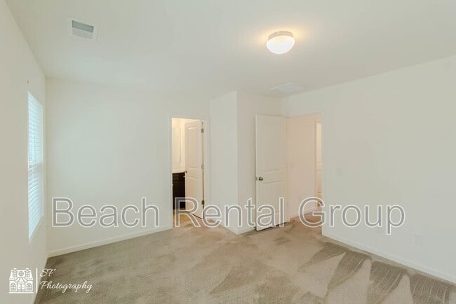 Building Photo - 305 Cherwell ct