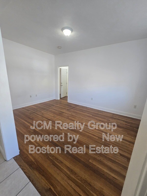 Building Photo - 131 Ocean St