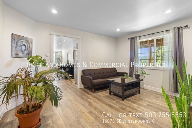 Building Photo - 16075 SE Winterborne Ct