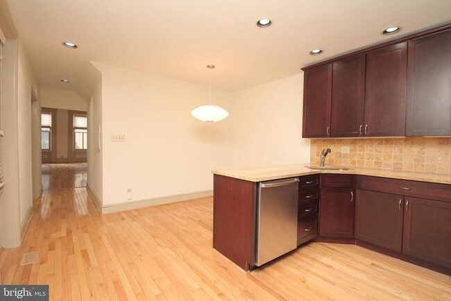 Building Photo - 1513 Green St