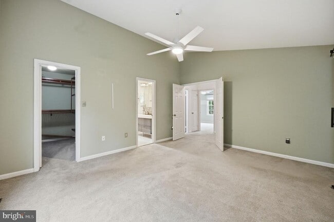Building Photo - 10212 Winged Elm Cir