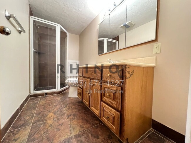Building Photo - 2840 W 8250 S