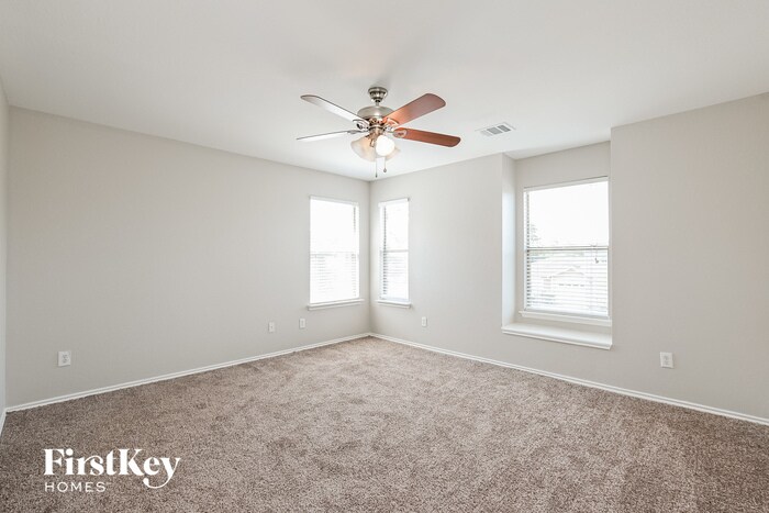 Building Photo - 8143 Chancewood Ln