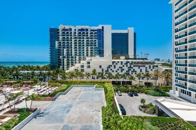 Building Photo - 2301 Collins Ave