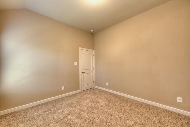 Building Photo - 11419 Alcott Dr