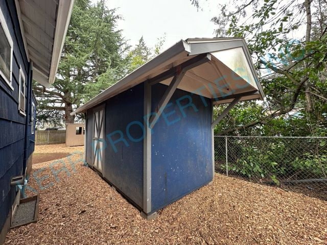 Building Photo - Charming 3-Bedroom Retreat in Milwaukie – Your Perfect 1294 Sq. Ft. Home Awaits!