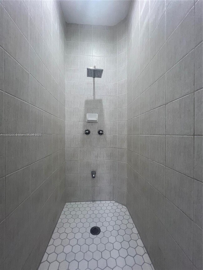 Building Photo - 2682 SW 139th Pl