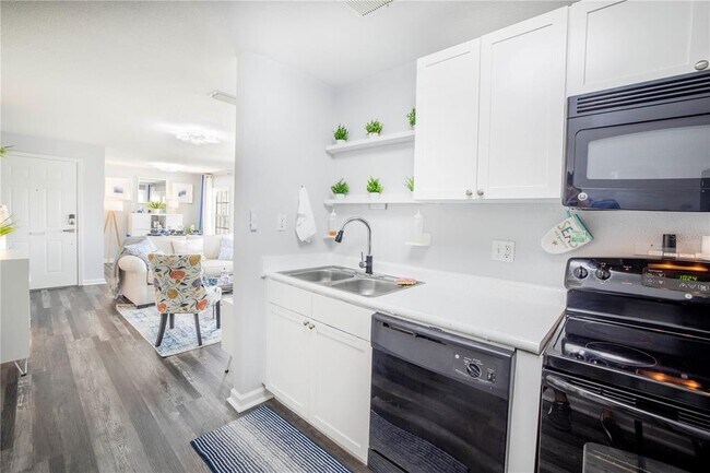 Building Photo - 4816 Snook Dr SE