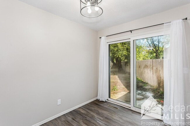 Building Photo - HUGE 2 Bedroom ANDOVER SCHOOLS!
