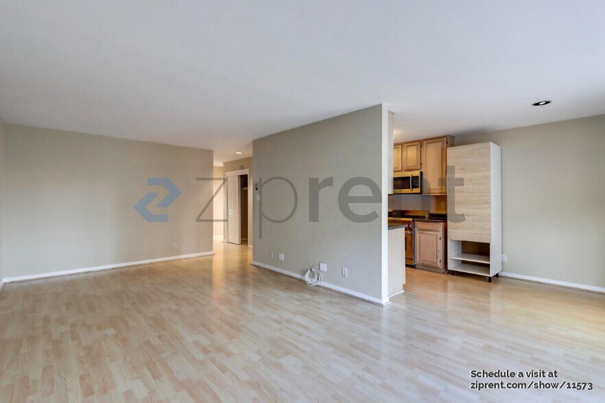 Building Photo - 201 Laguna St