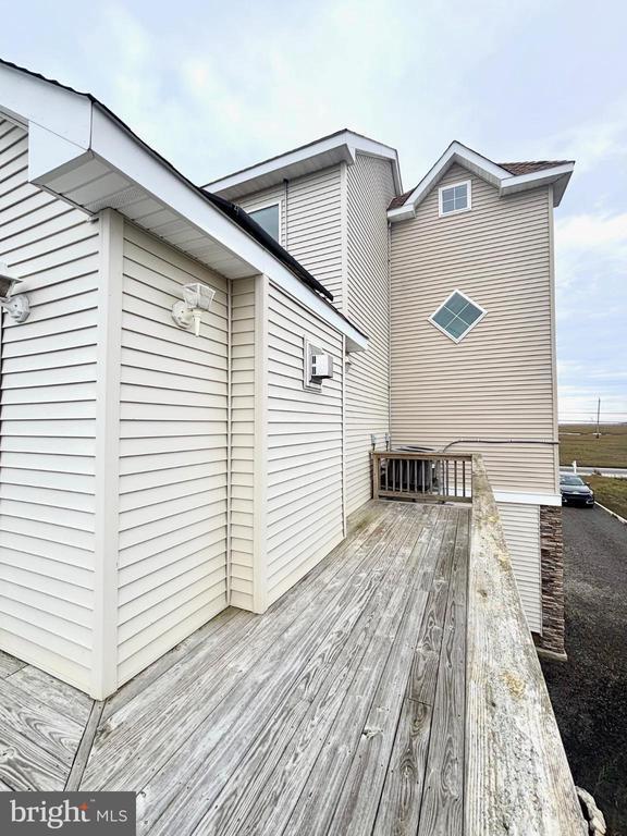 Building Photo - 448 Dock Rd