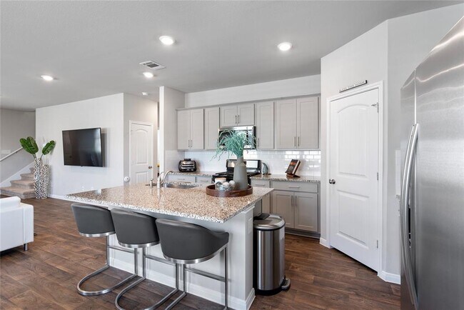Building Photo - 633 Golden Grove Pkwy