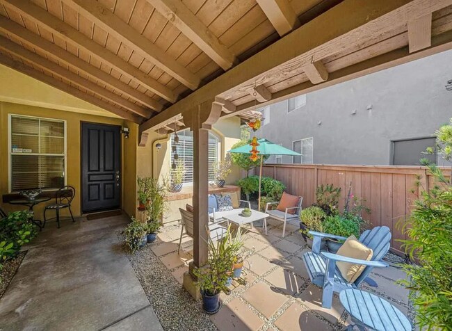 Building Photo - 771 Dry Creek Dr