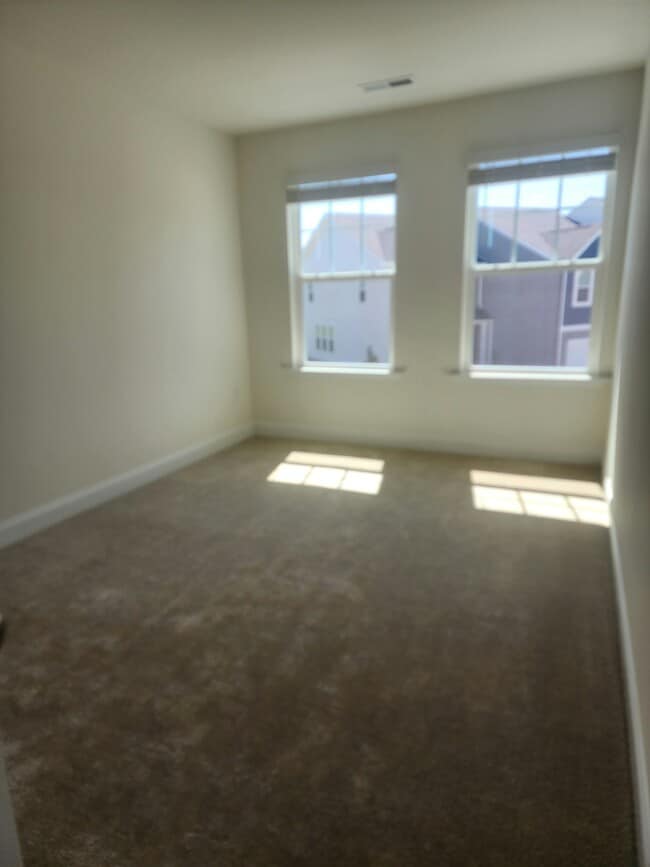 Building Photo - 4919 Caddis Bnd