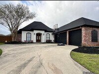Building Photo - 37313 Mindy Wy Ave