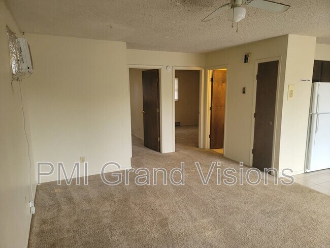 Building Photo - 1305 18th St