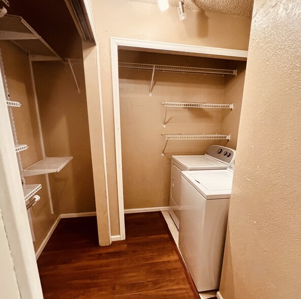 Building Photo - 5755 W Atlantic Pl