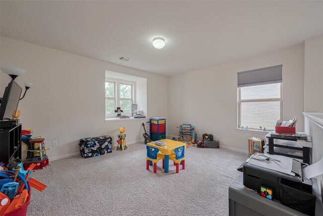 Building Photo - 1714 Clifton Hills Ln