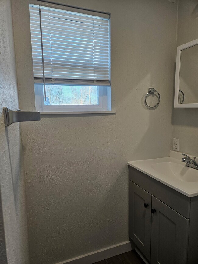 Building Photo - 291 Jefferson St