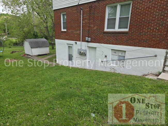Building Photo - Gorgeous 1 Bedroom, 1 Bath in Independence!