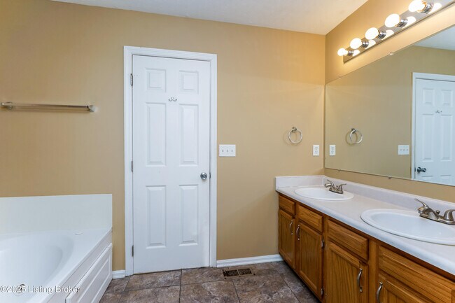 Building Photo - 12505 Bridgetown Pl