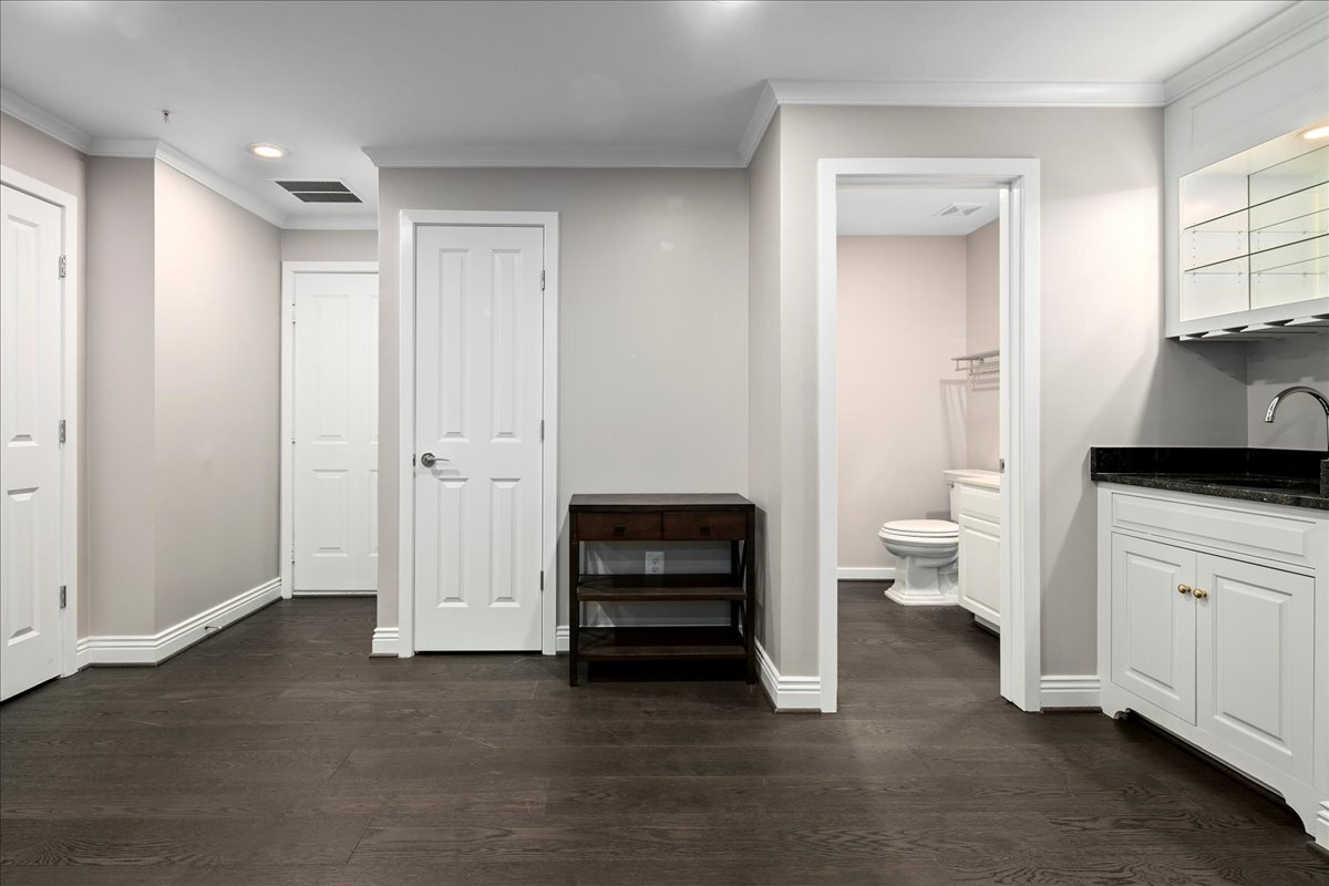 Building Photo - 2863 11th St N